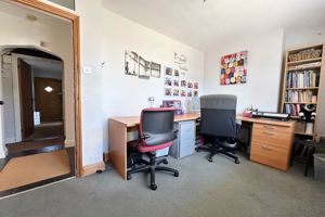 Study/Bed 5- click for photo gallery